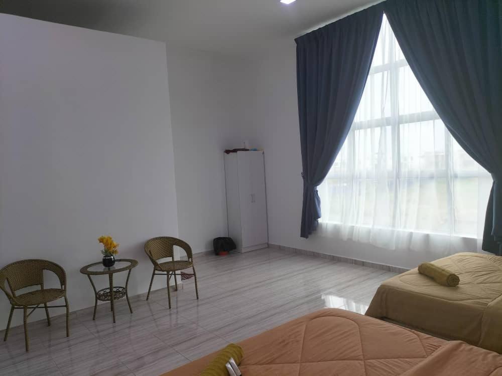 Kangar Jaya Lodging Exteriör bild